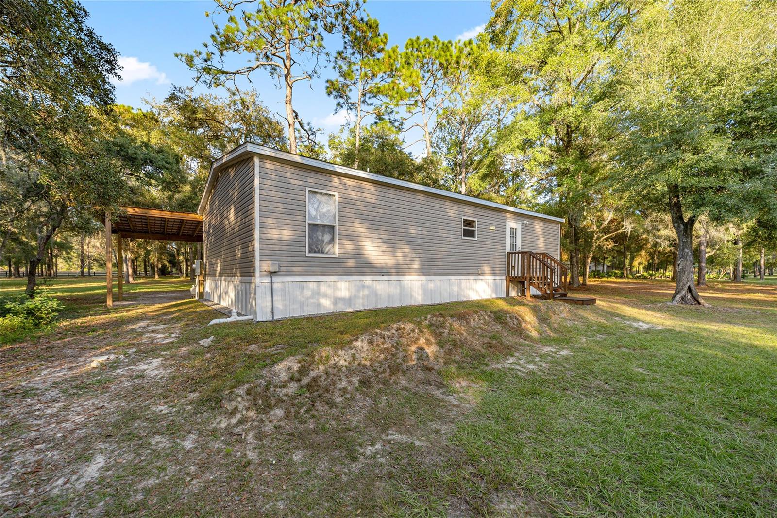 16180 SW 36TH St OCALA, FL 34481