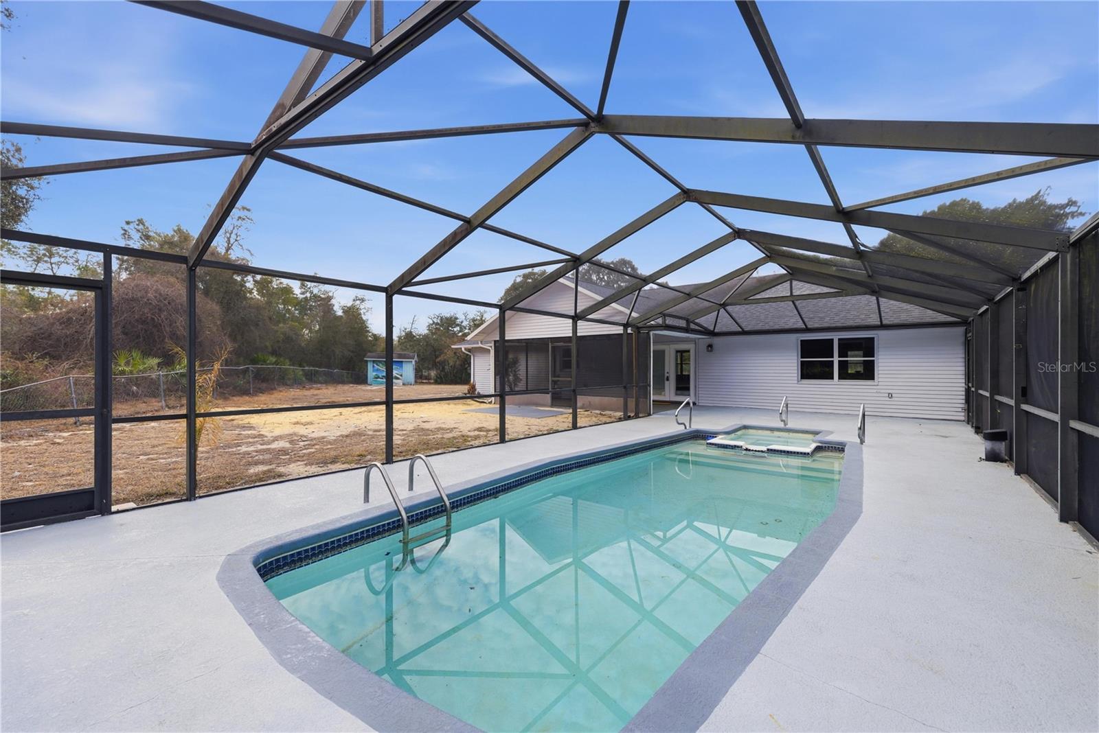 5145 SE 189TH Ter OCKLAWAHA, FL 32179