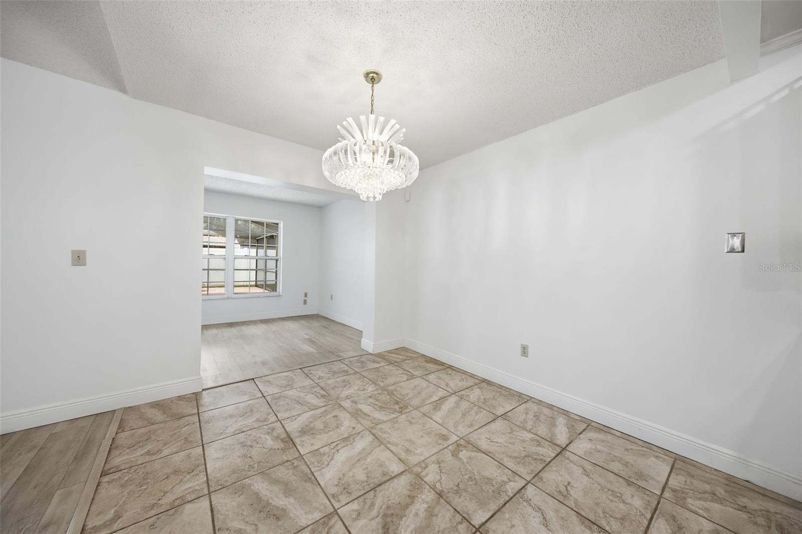 5113 PENNSBURY Dr TAMPA, FL 33624