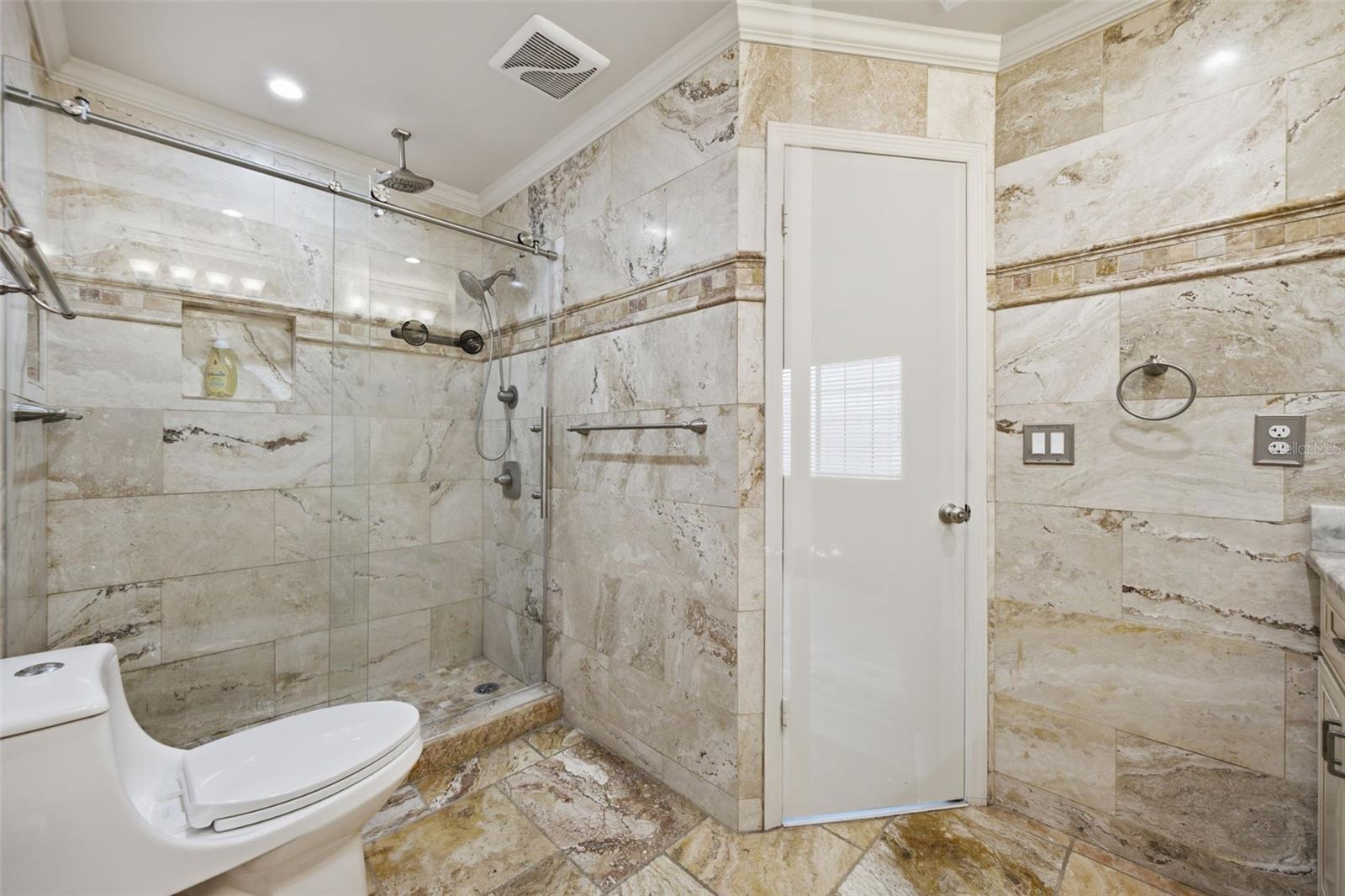 5113 PENNSBURY Dr TAMPA, FL 33624