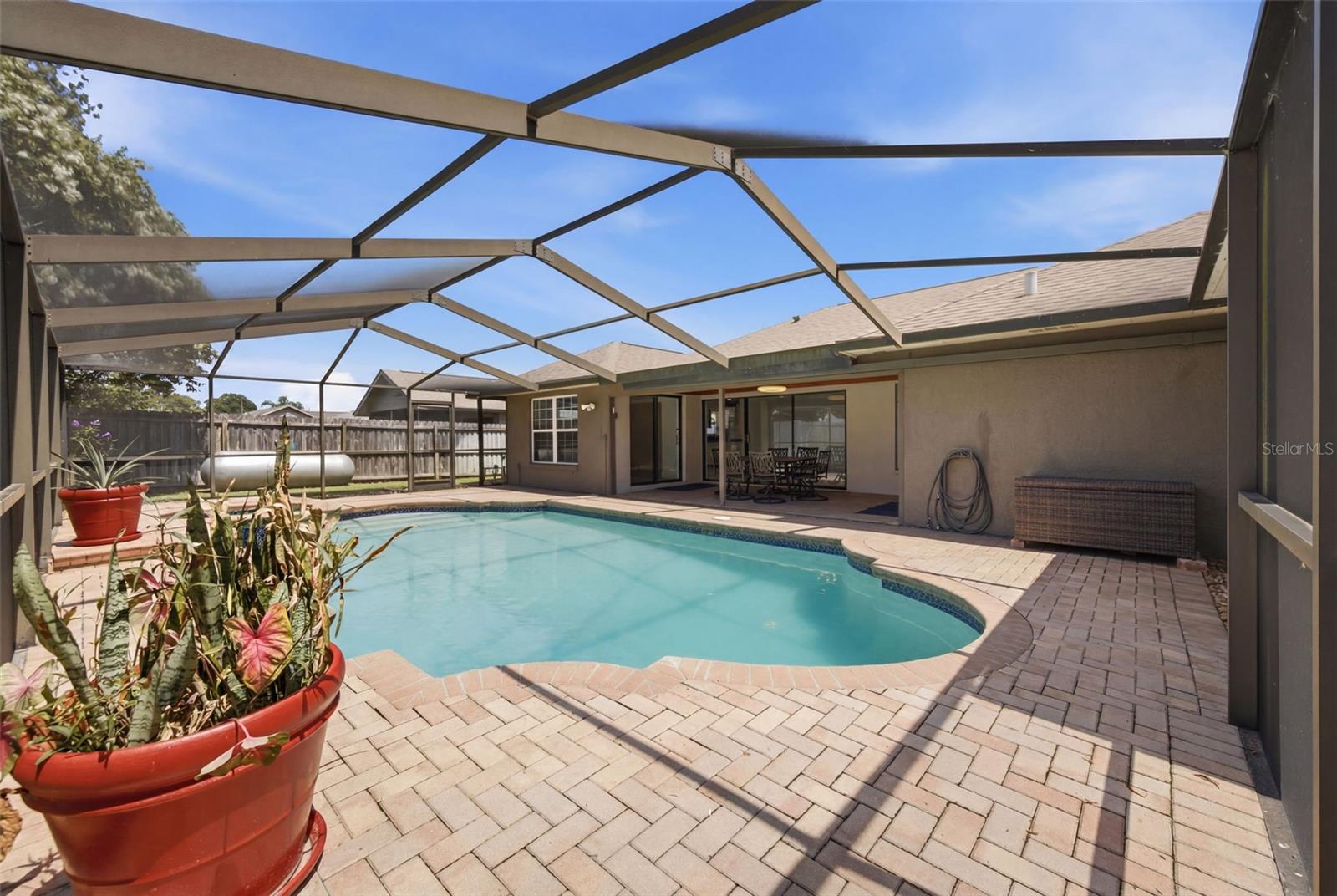 5113 PENNSBURY Dr TAMPA, FL 33624