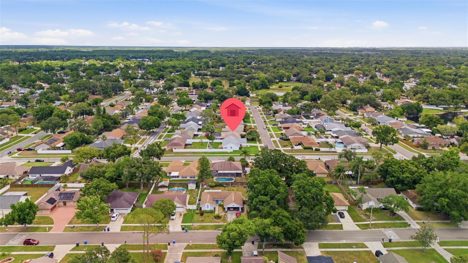 5113 PENNSBURY Dr TAMPA, FL 33624