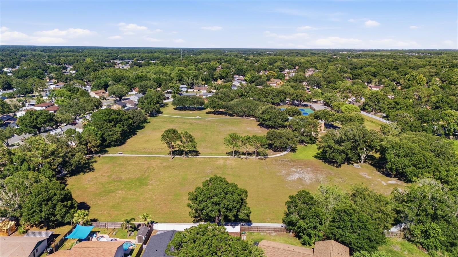 5113 PENNSBURY Dr TAMPA, FL 33624