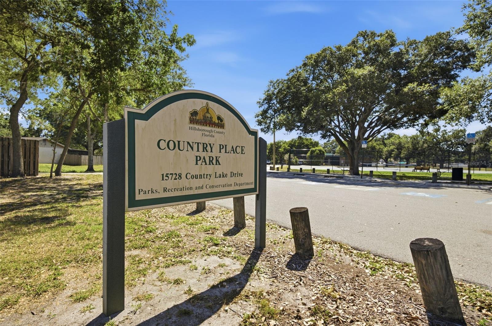 5113 PENNSBURY Dr TAMPA, FL 33624