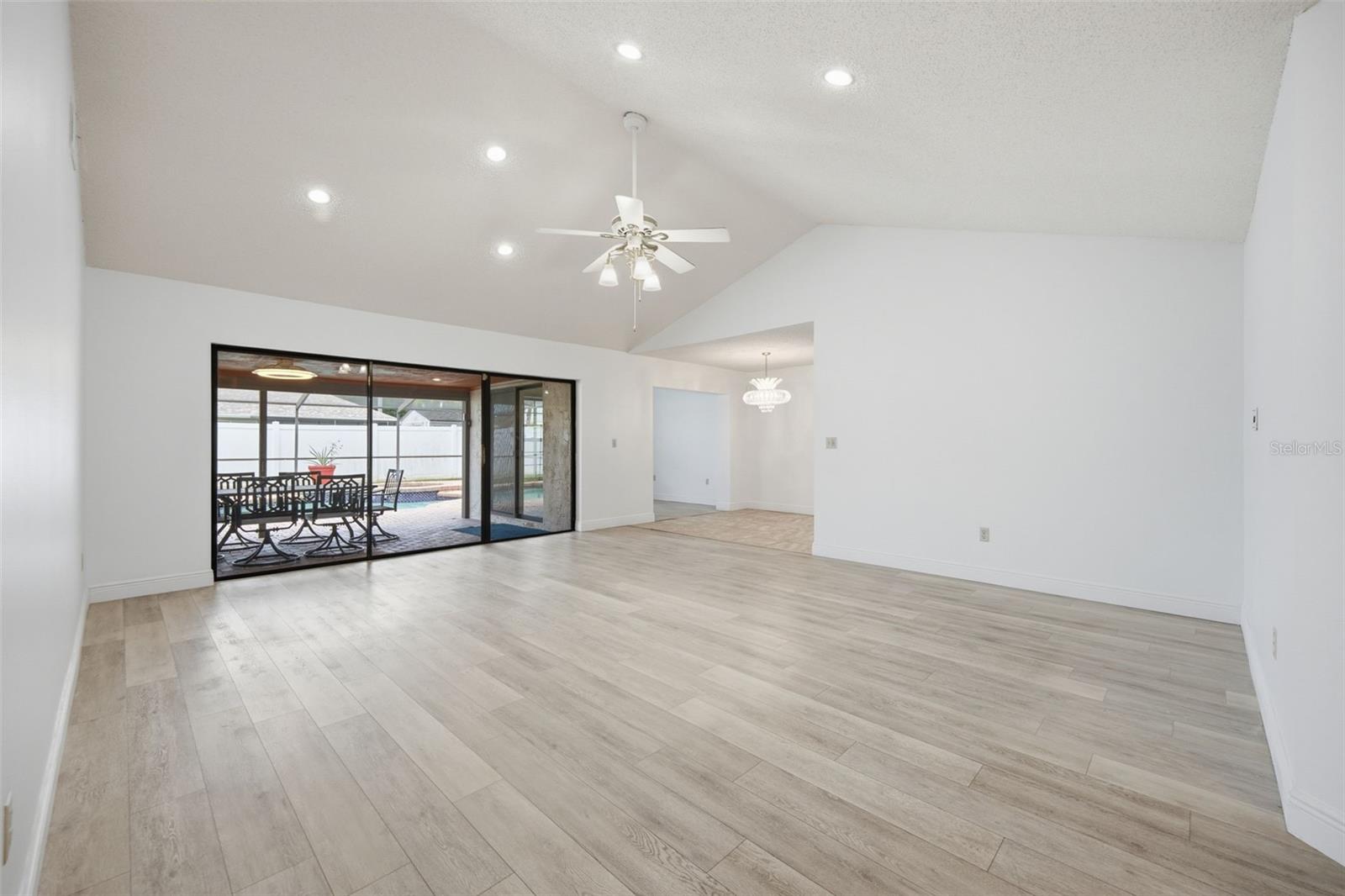 5113 PENNSBURY Dr TAMPA, FL 33624