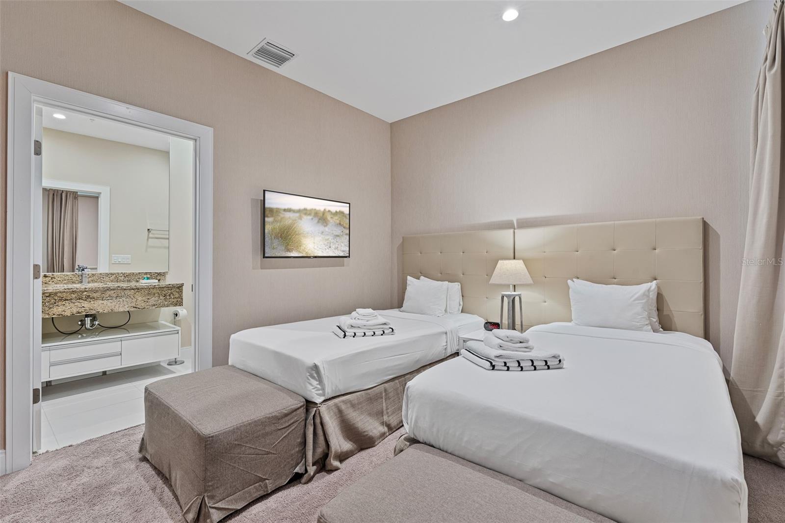 3191 BRASILIA Ave KISSIMMEE, FL 34747