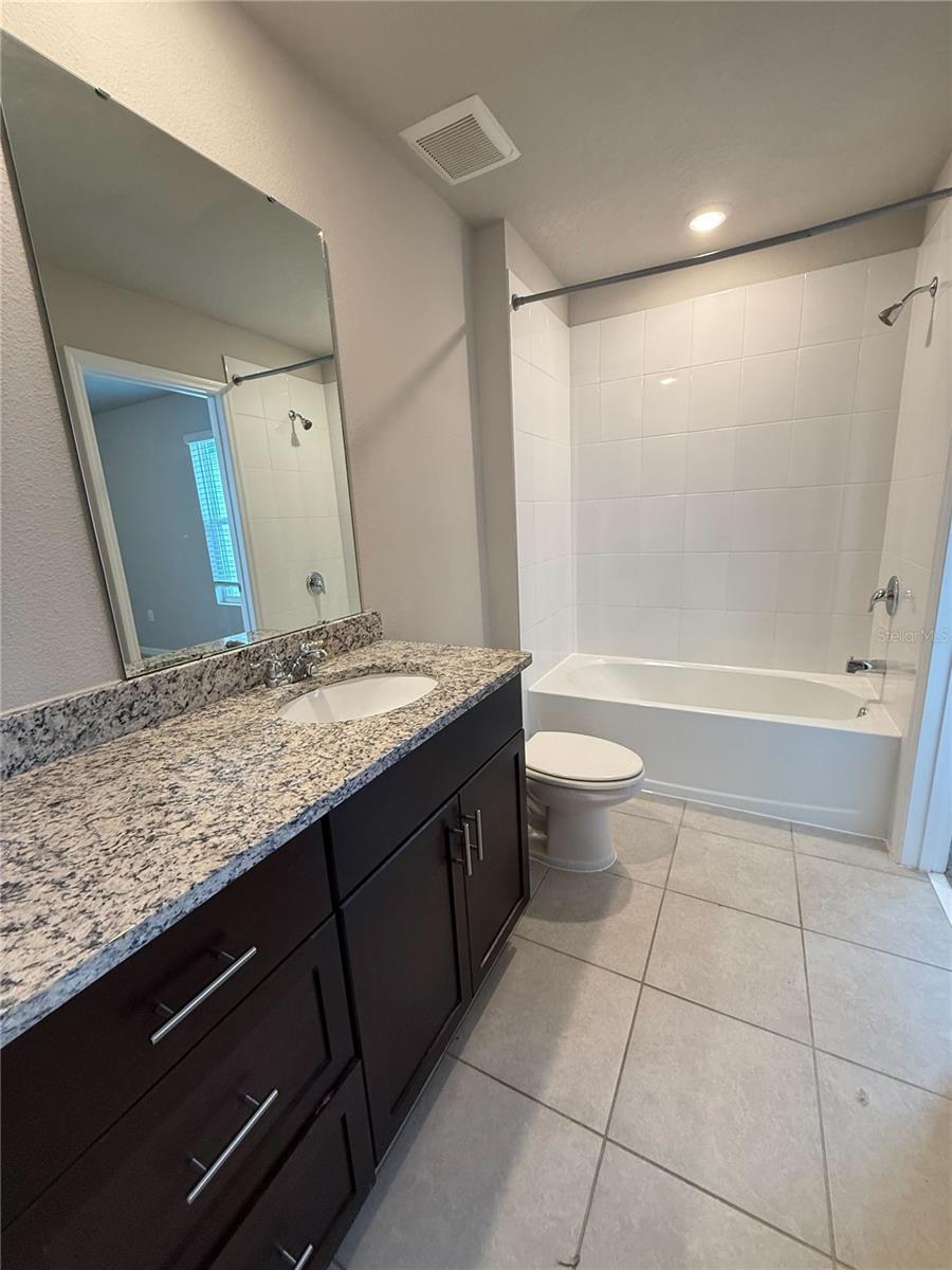 960 ROBIN HOLLY St OCOEE, FL 34761