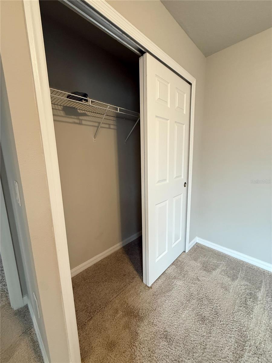 960 ROBIN HOLLY St OCOEE, FL 34761