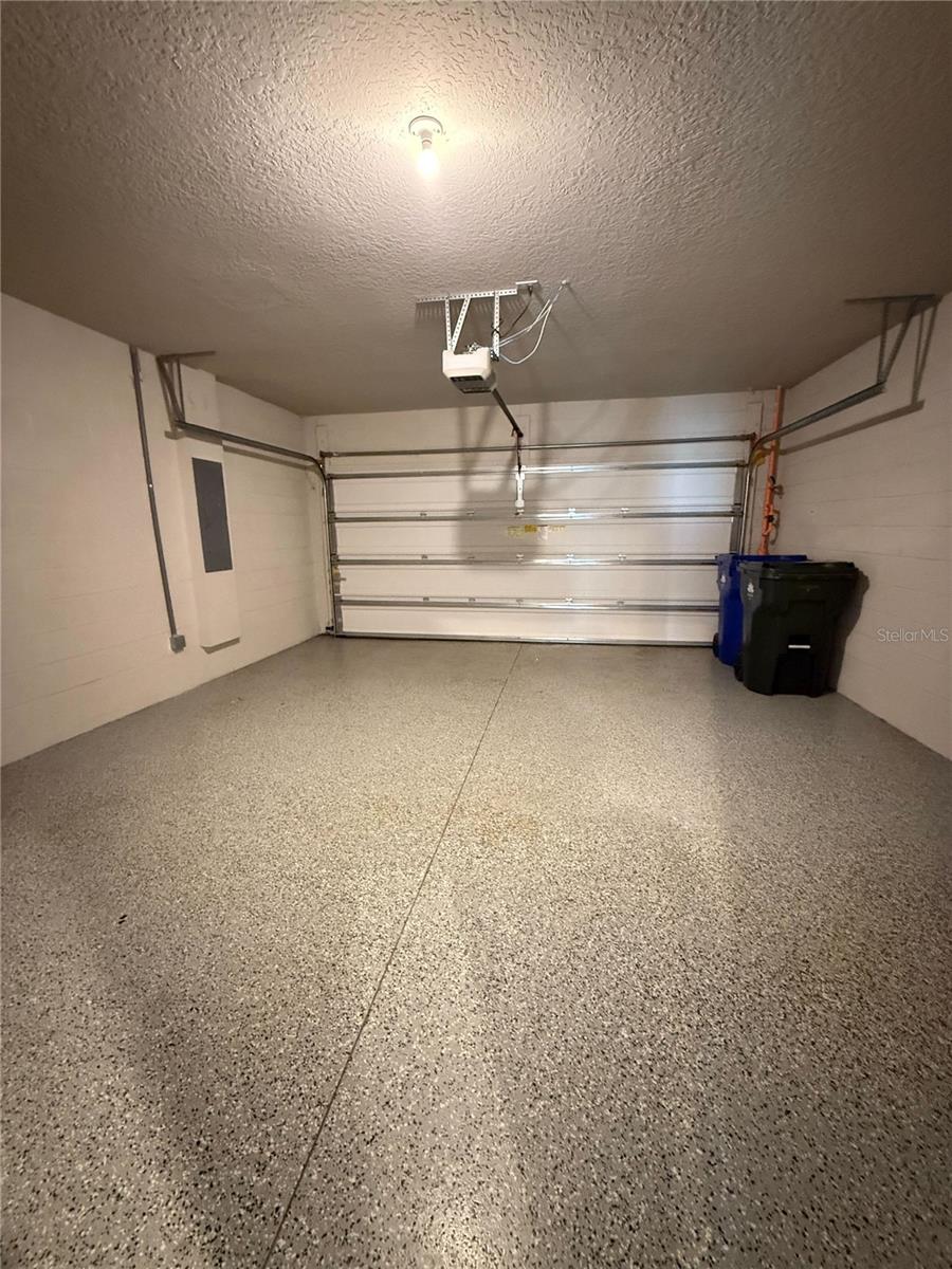 960 ROBIN HOLLY St OCOEE, FL 34761