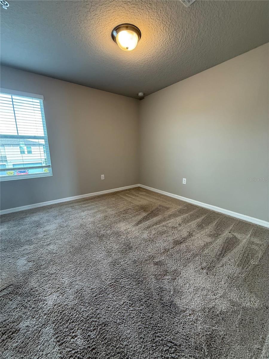 960 ROBIN HOLLY St OCOEE, FL 34761