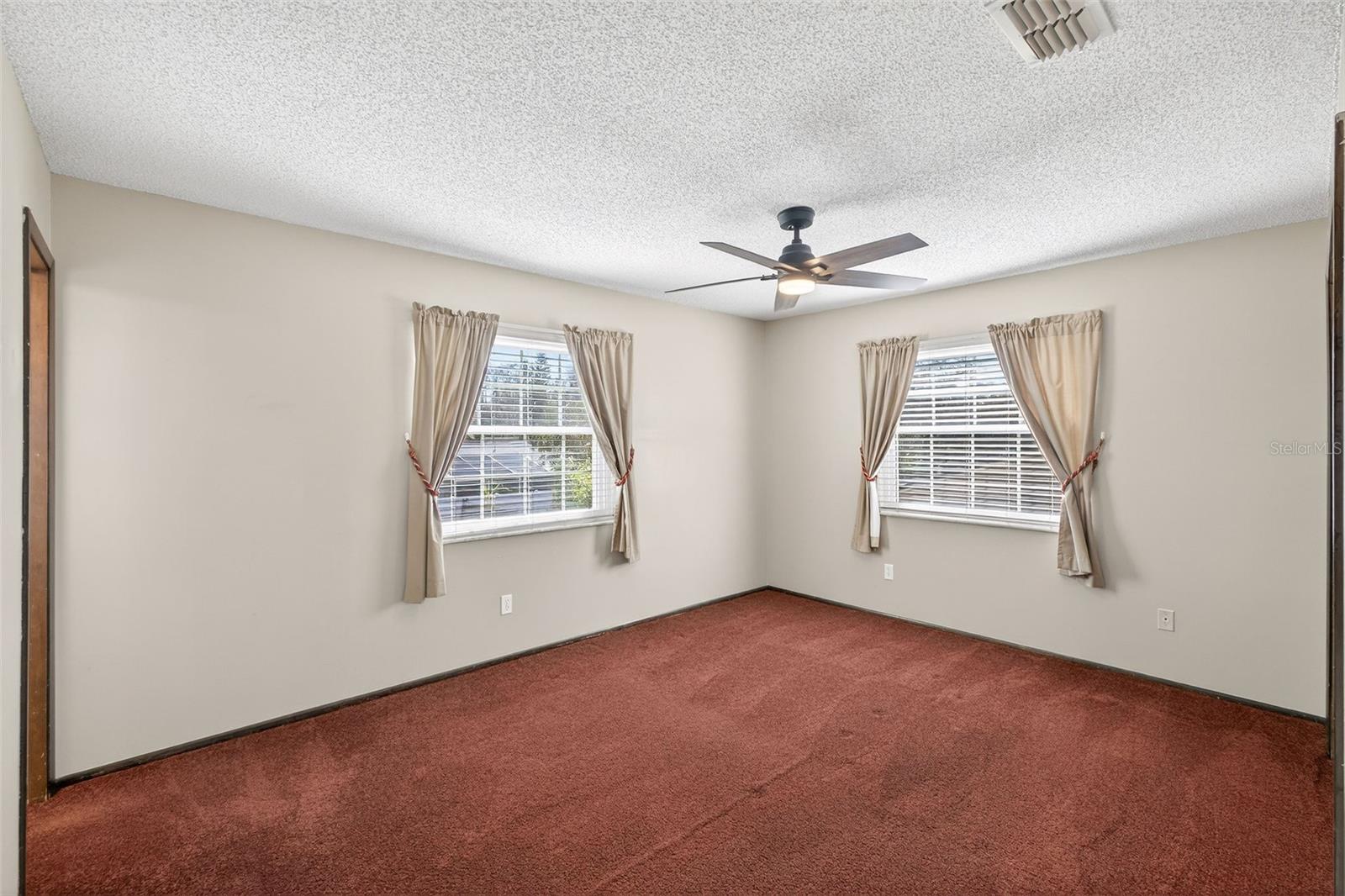 3247 KAYENTA Ct ORLANDO, FL 32829