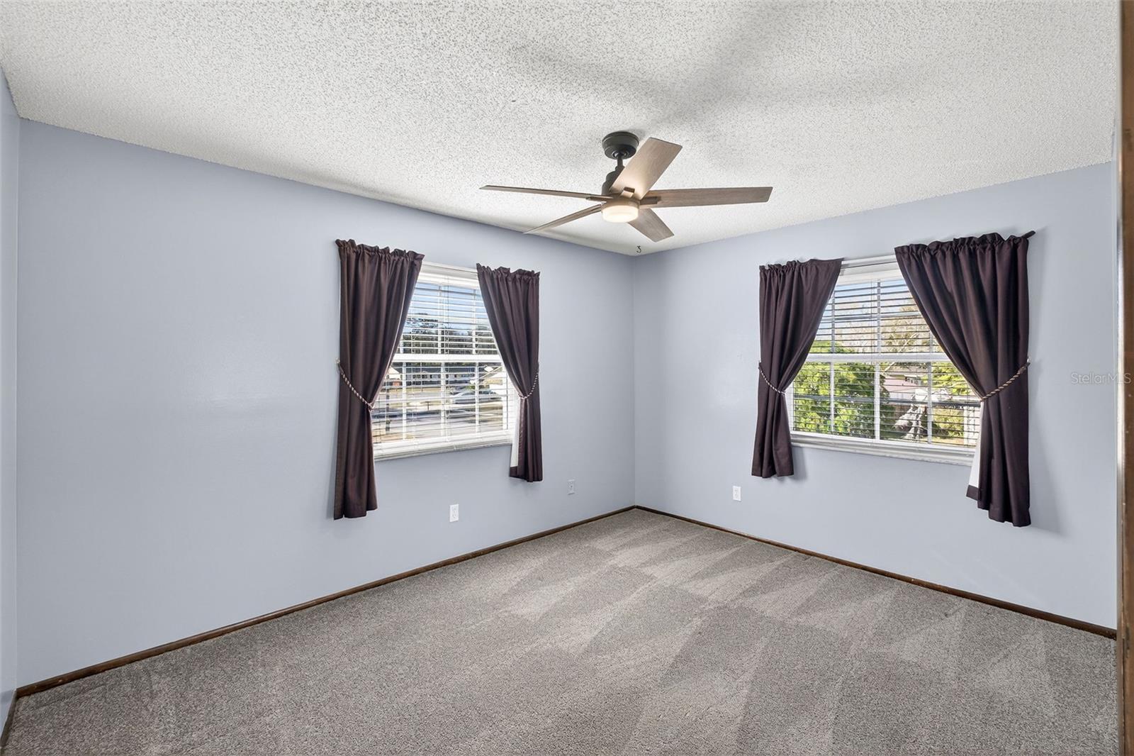 3247 KAYENTA Ct ORLANDO, FL 32829