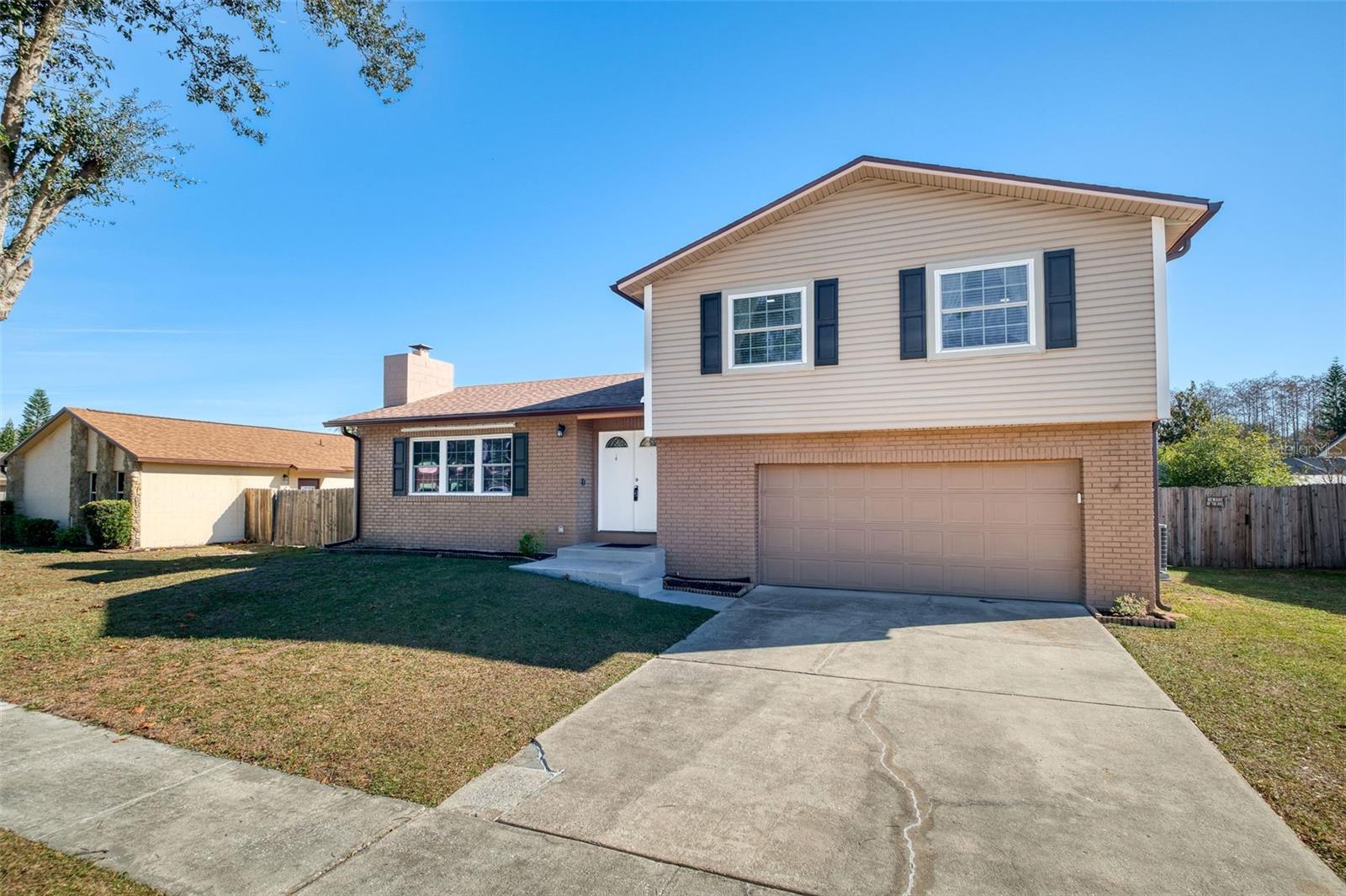 3247 KAYENTA Ct ORLANDO, FL 32829