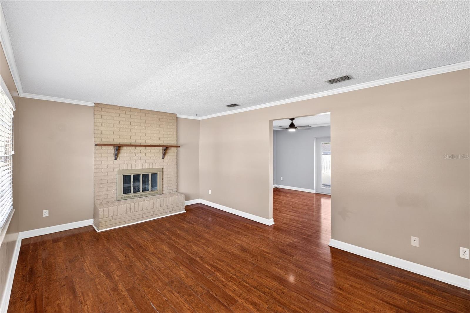 3247 KAYENTA Ct ORLANDO, FL 32829