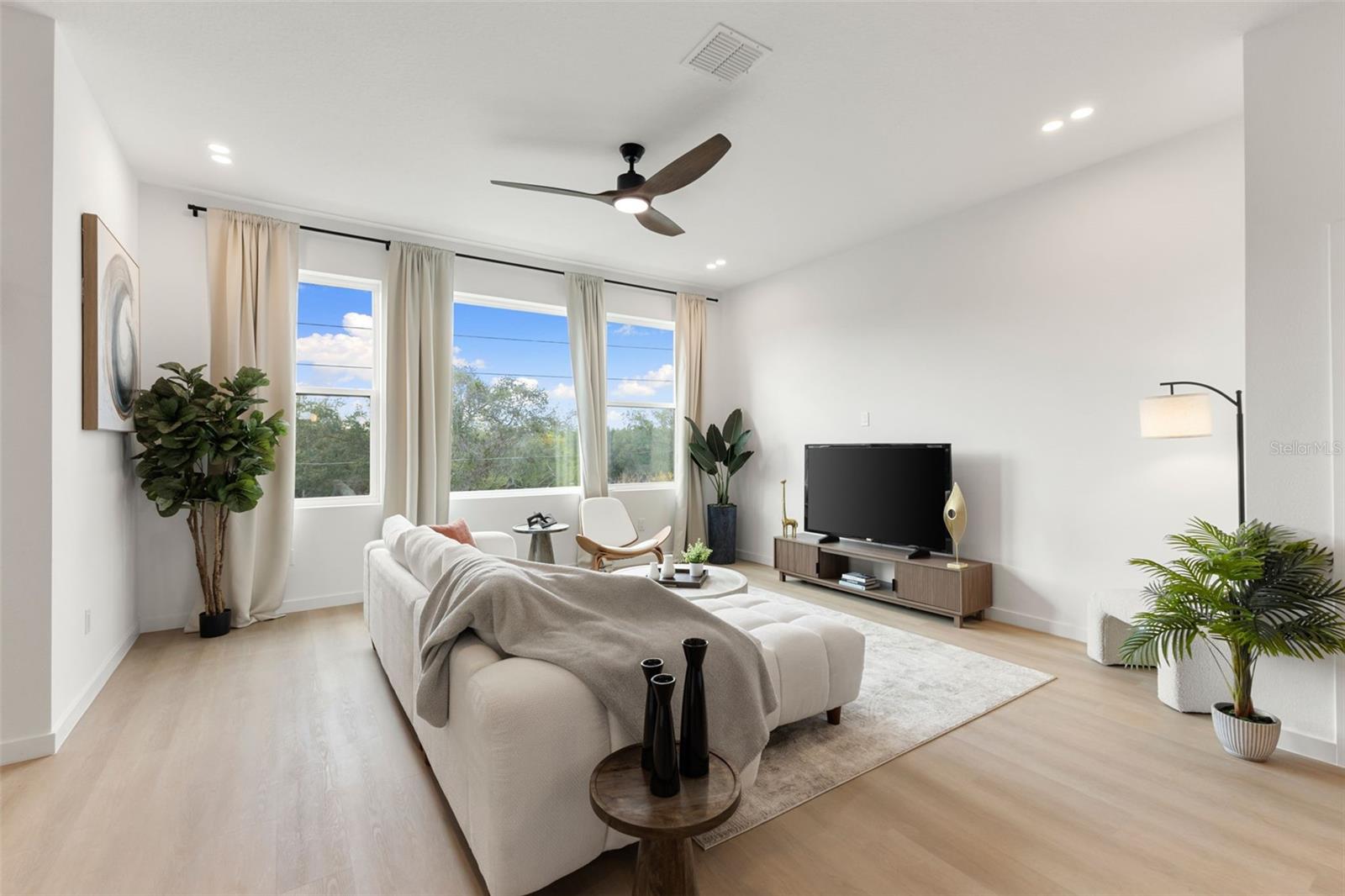 2108 4TH St ST PETERSBURG, FL 33705