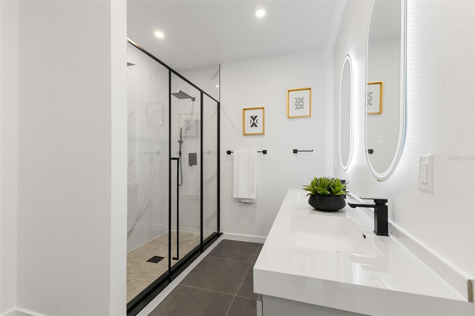 2108 4TH St ST PETERSBURG, FL 33705