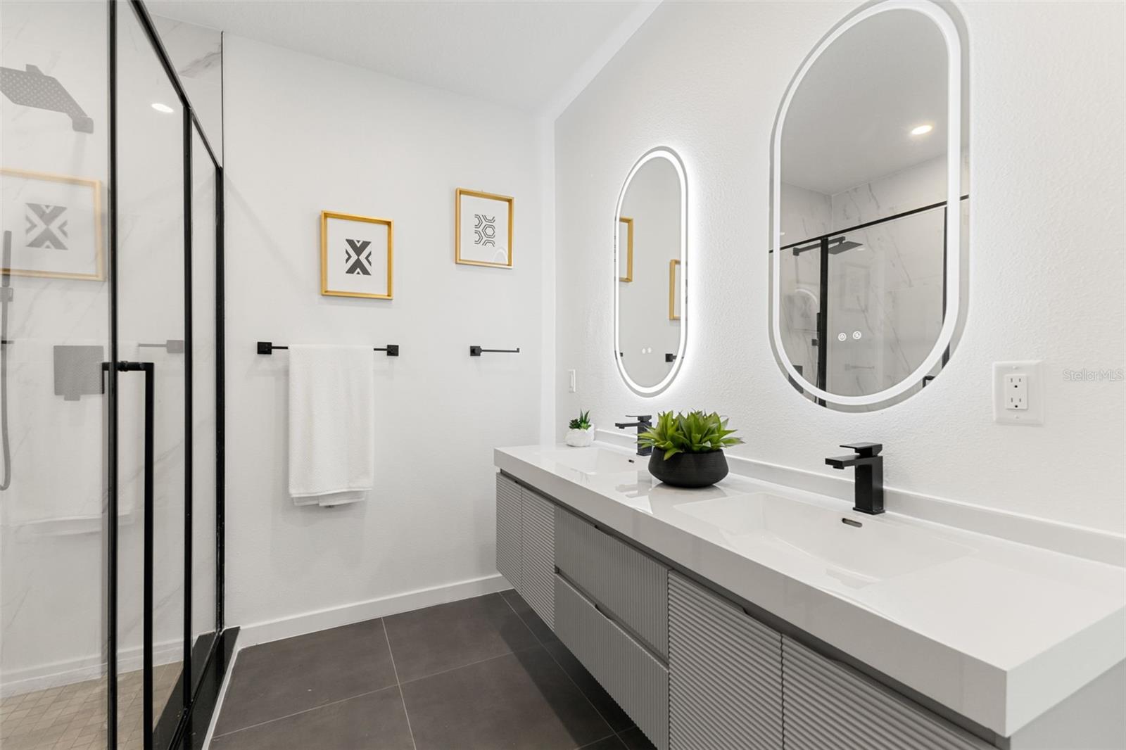 2108 4TH St ST PETERSBURG, FL 33705