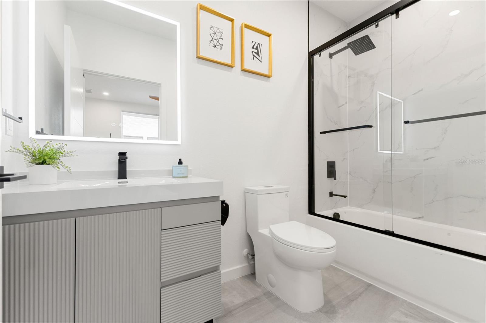 2108 4TH St ST PETERSBURG, FL 33705