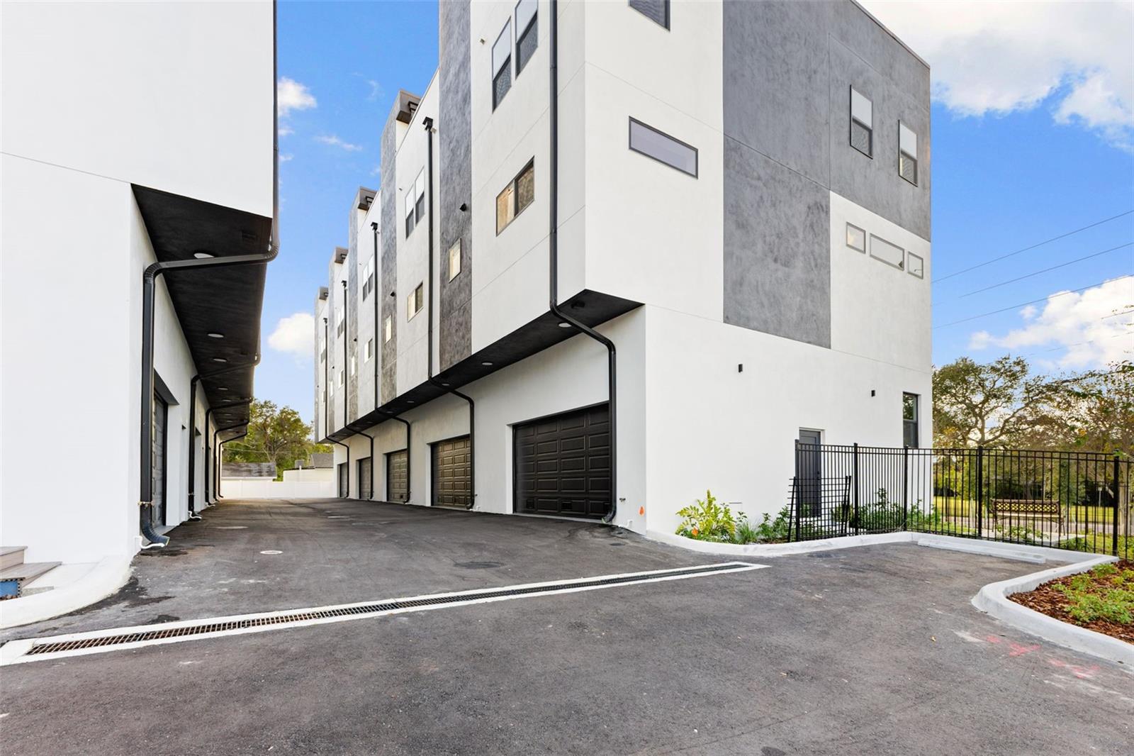 2108 4TH St ST PETERSBURG, FL 33705