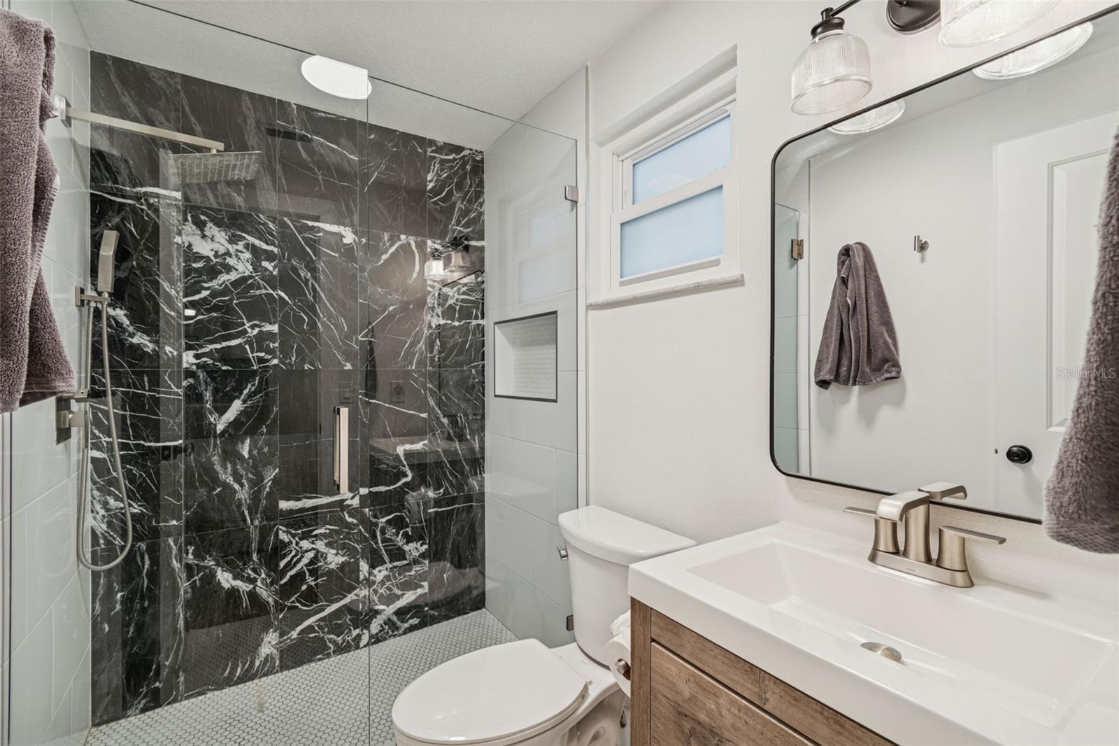 3216 W OAKELLAR Ave TAMPA, FL 33611