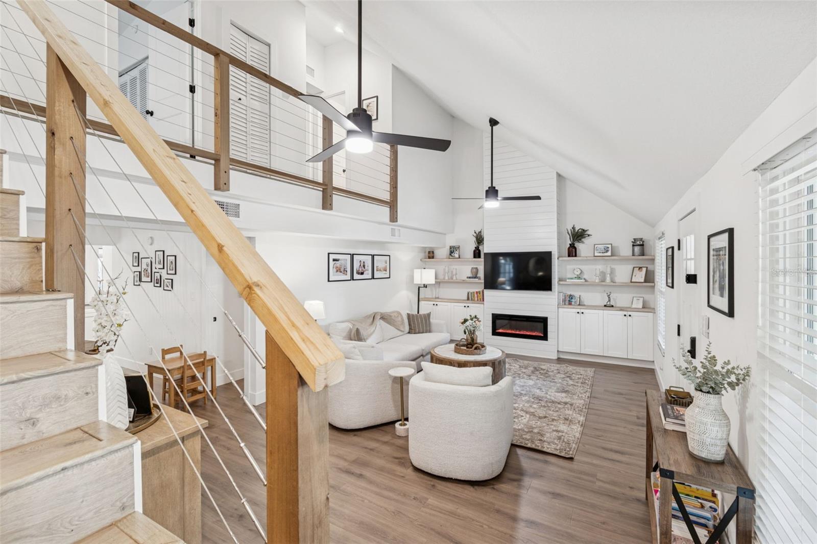 3216 W OAKELLAR Ave TAMPA, FL 33611