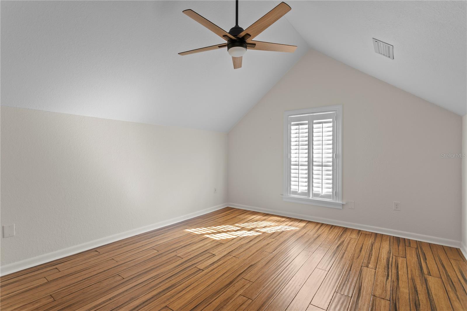 416 19TH Ave ST PETERSBURG, FL 33704