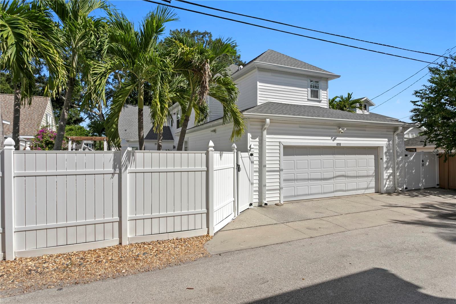 416 19TH Ave ST PETERSBURG, FL 33704