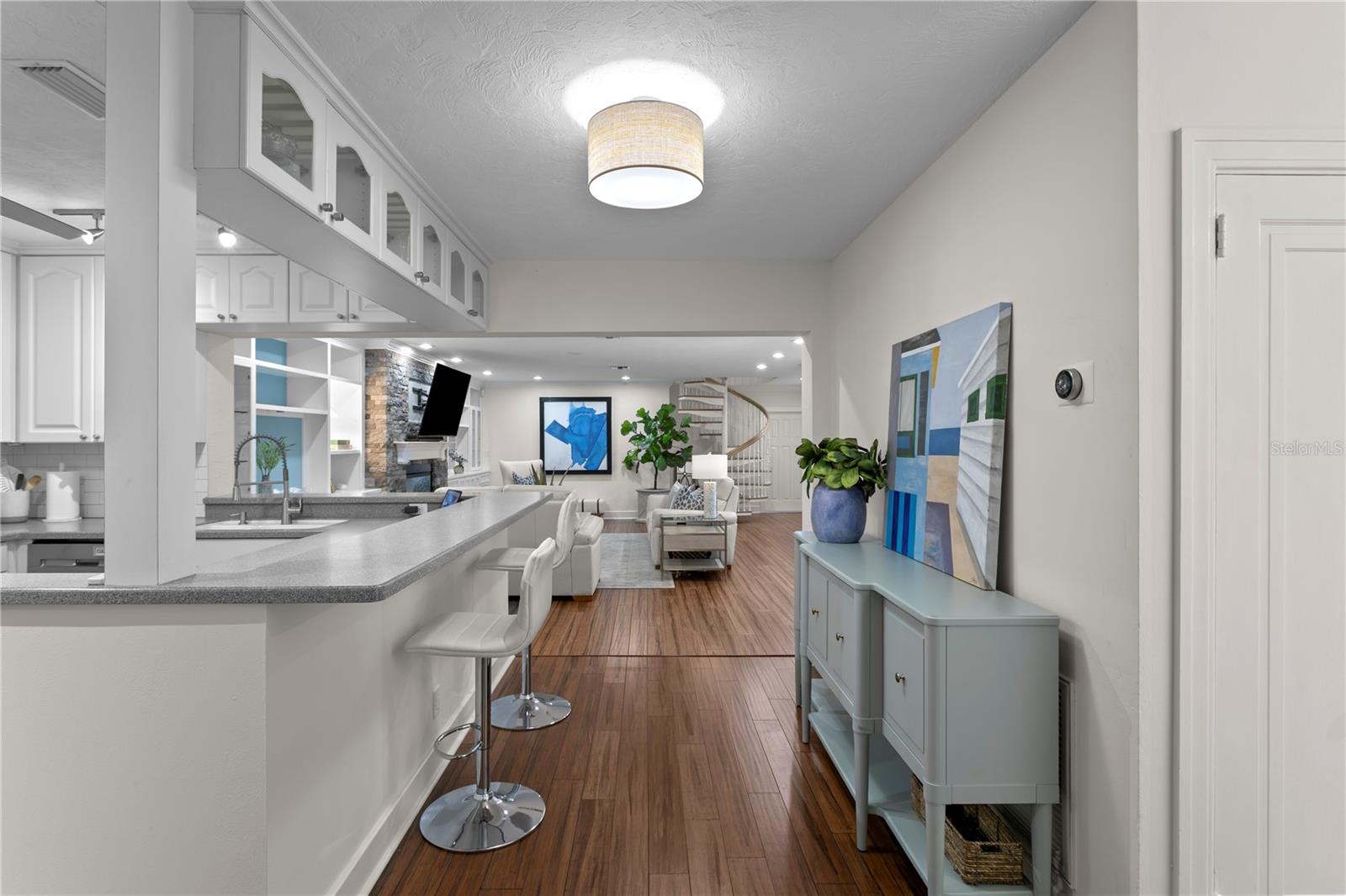 416 19TH Ave ST PETERSBURG, FL 33704