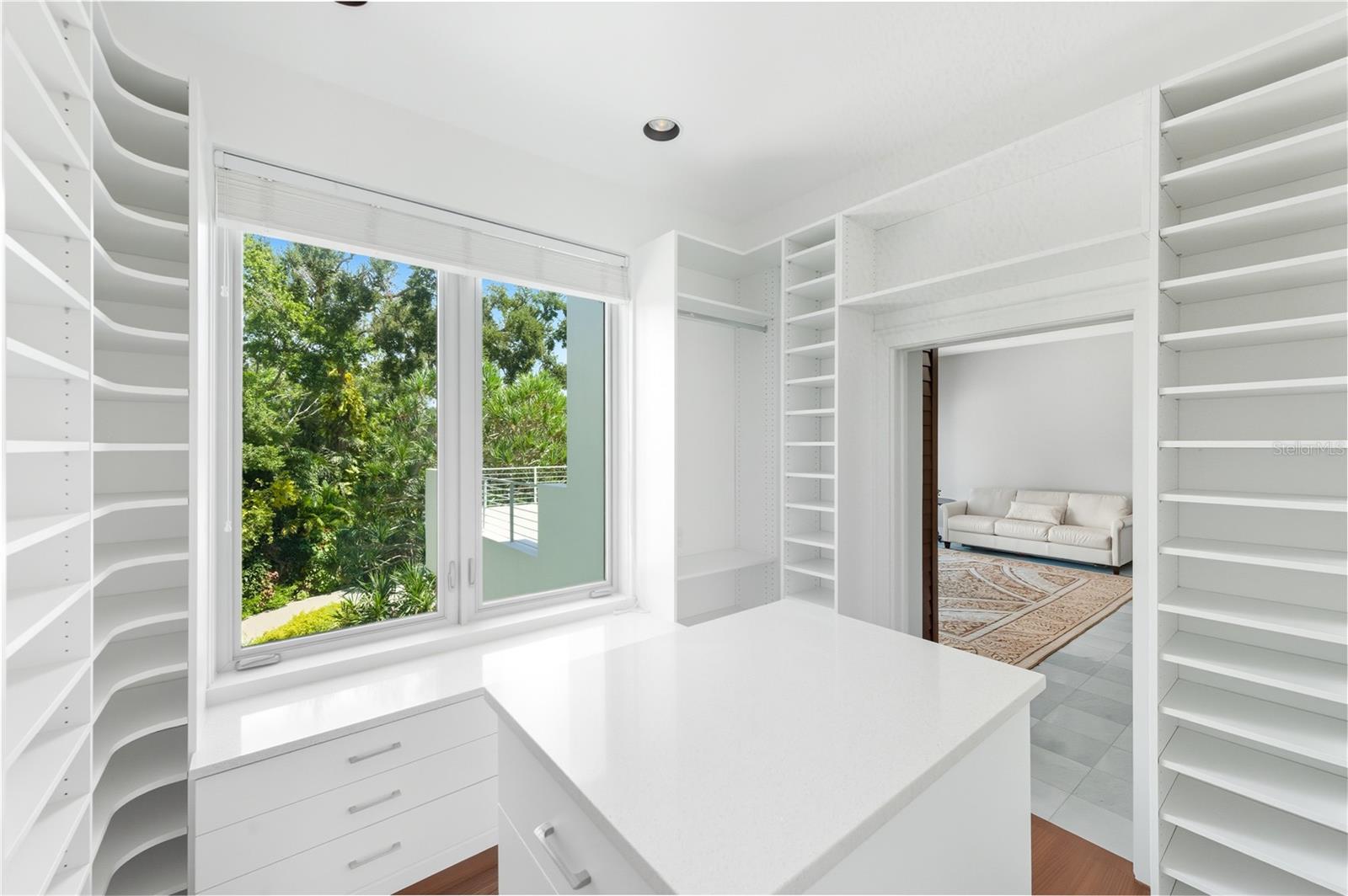 3315 BAY Shr Rd SARASOTA, FL 34234