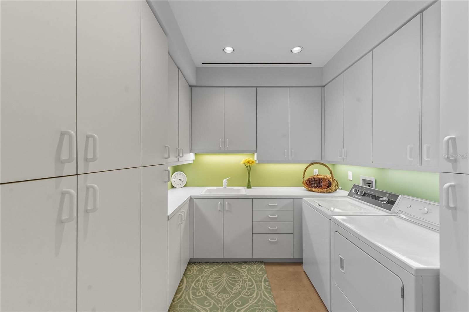 3315 BAY Shr Rd SARASOTA, FL 34234