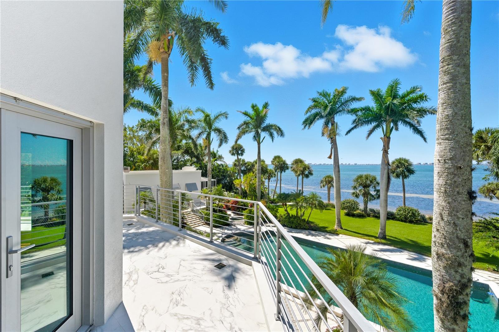 3315 BAY Shr Rd SARASOTA, FL 34234