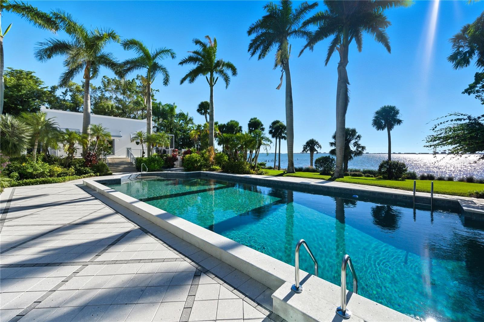 3315 BAY Shr Rd SARASOTA, FL 34234