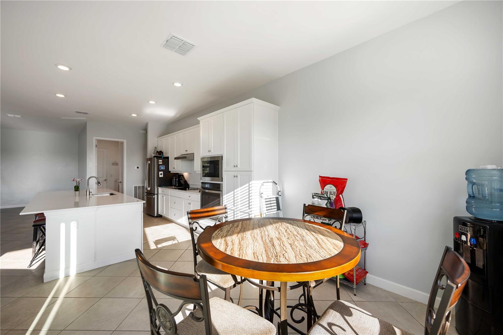 10016 DUQUESNE St PORT CHARLOTTE, FL 33981