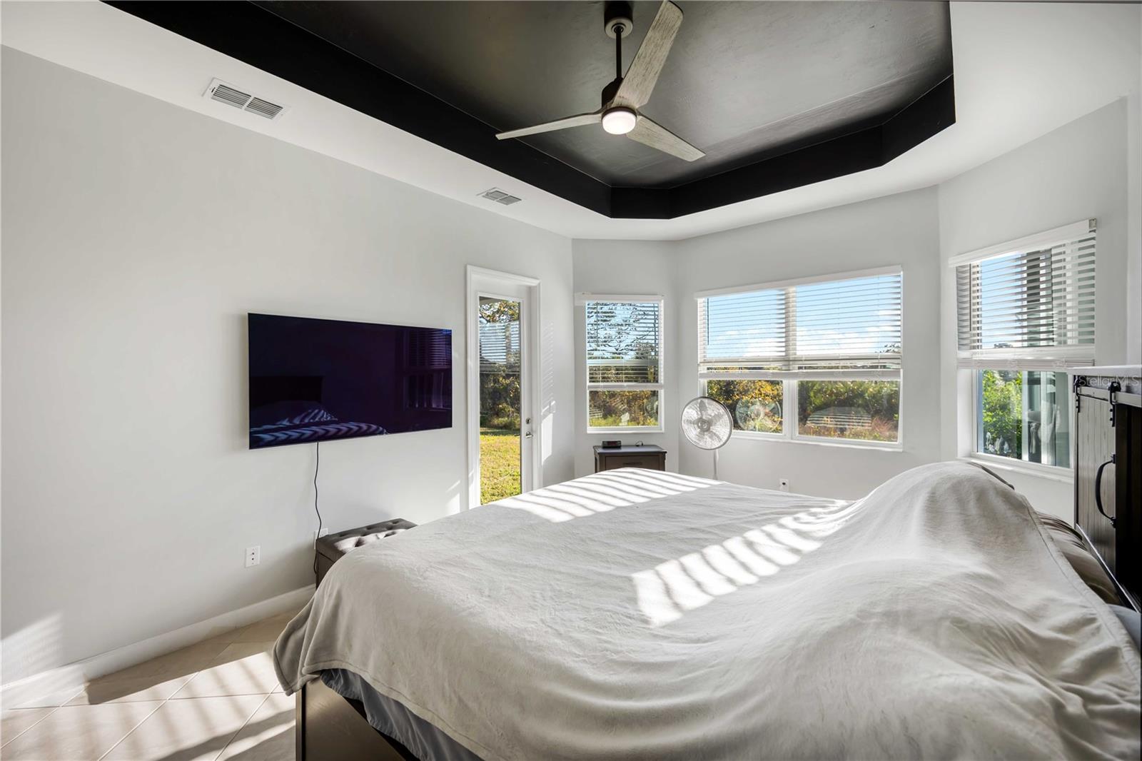 10016 DUQUESNE St PORT CHARLOTTE, FL 33981