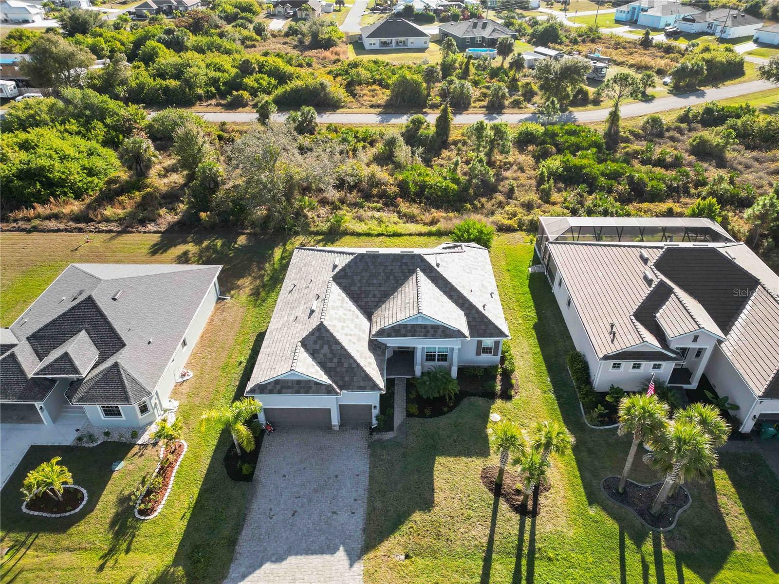 10016 DUQUESNE St PORT CHARLOTTE, FL 33981