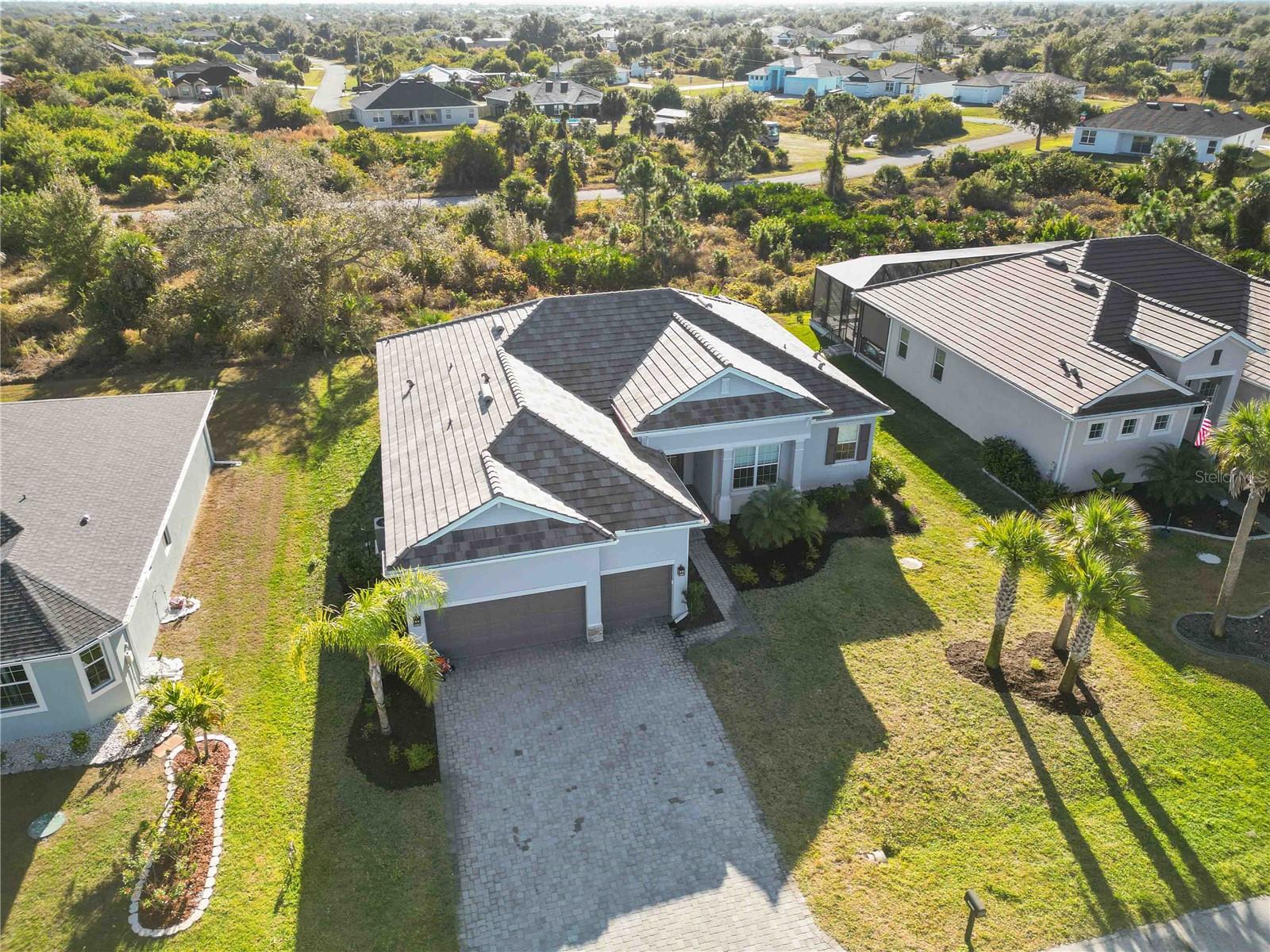 10016 DUQUESNE St PORT CHARLOTTE, FL 33981