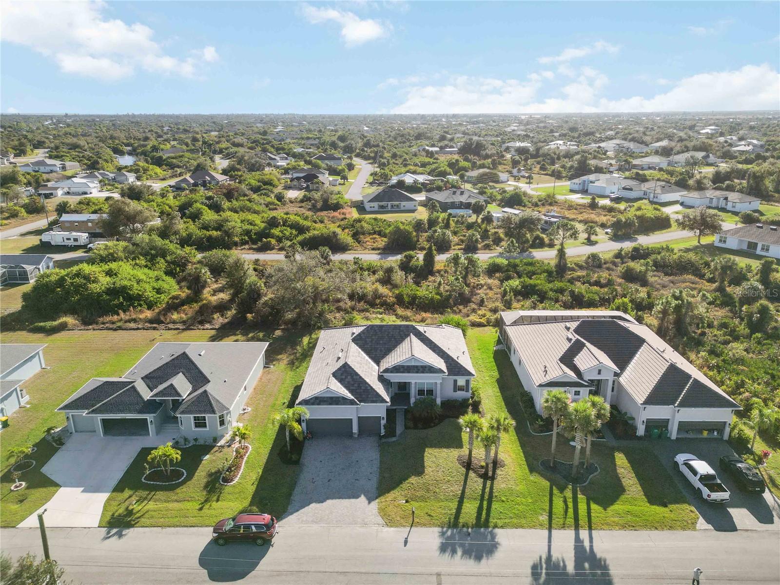 10016 DUQUESNE St PORT CHARLOTTE, FL 33981