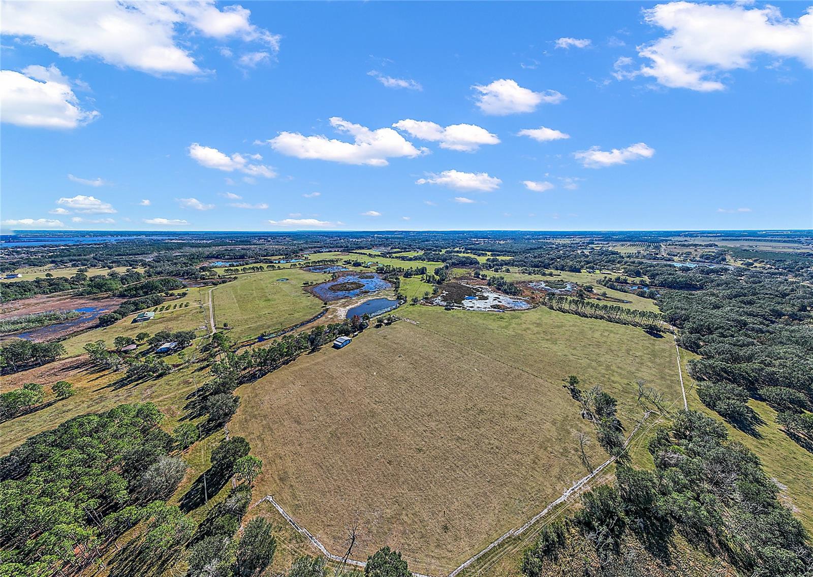 0000 SILVERWOOD Ln HOWEY IN THE HILLS, FL 34737