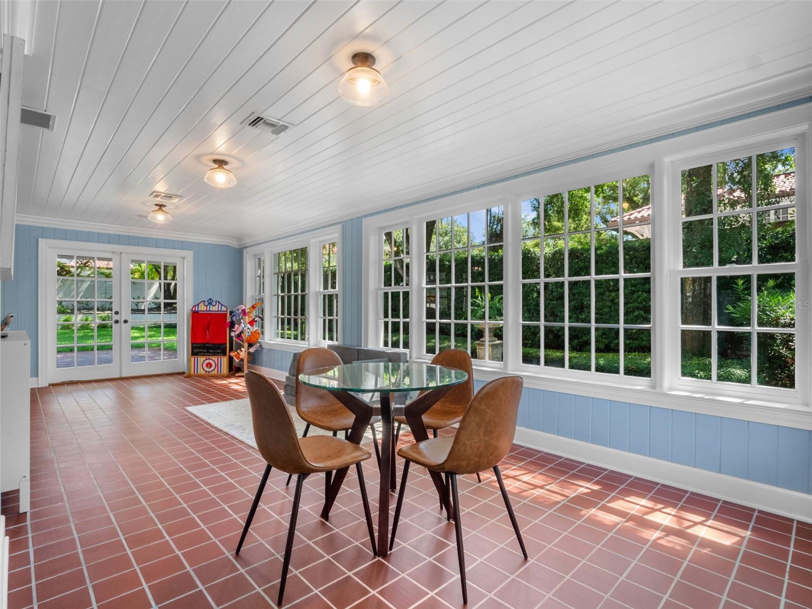 811 N Lk ADAIR Blvd ORLANDO, FL 32804