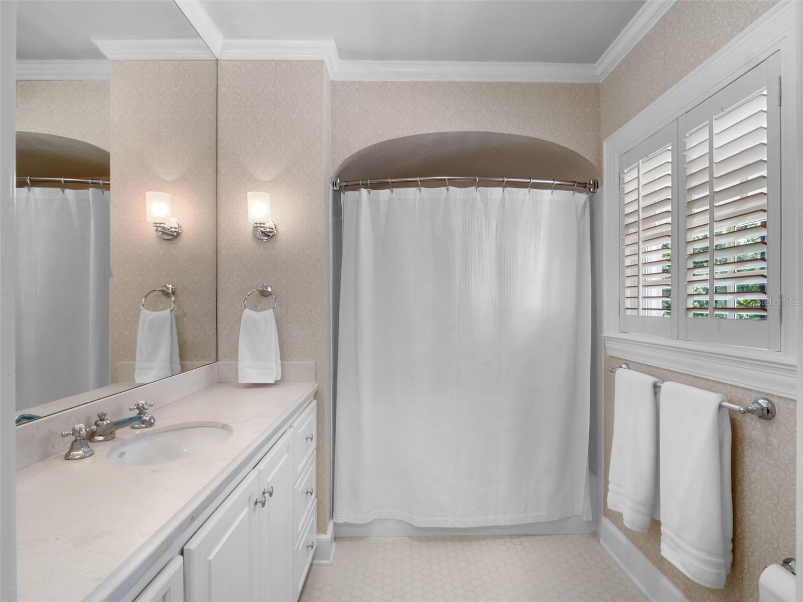 811 N Lk ADAIR Blvd ORLANDO, FL 32804