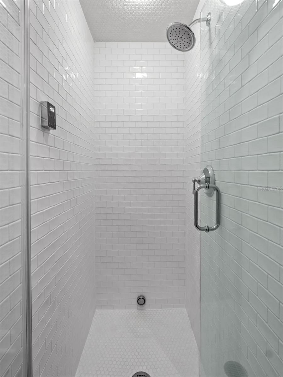 811 N Lk ADAIR Blvd ORLANDO, FL 32804