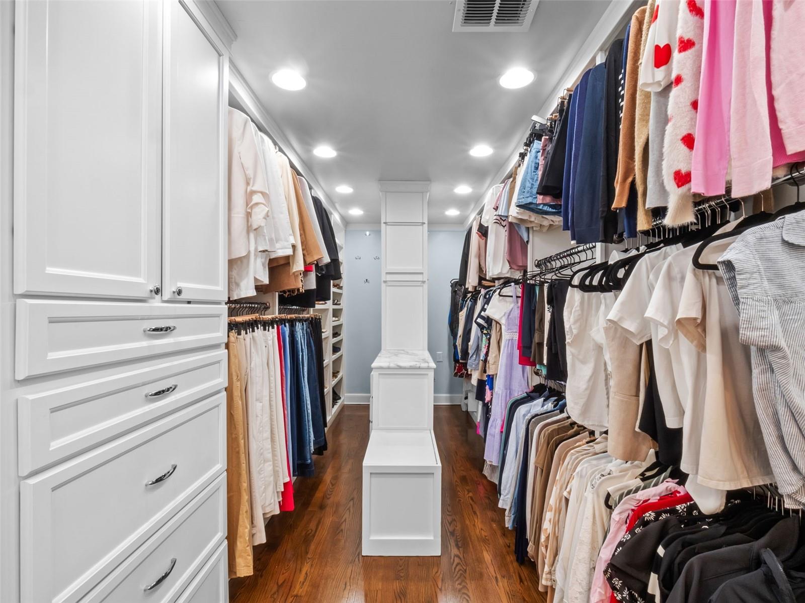 811 N Lk ADAIR Blvd ORLANDO, FL 32804