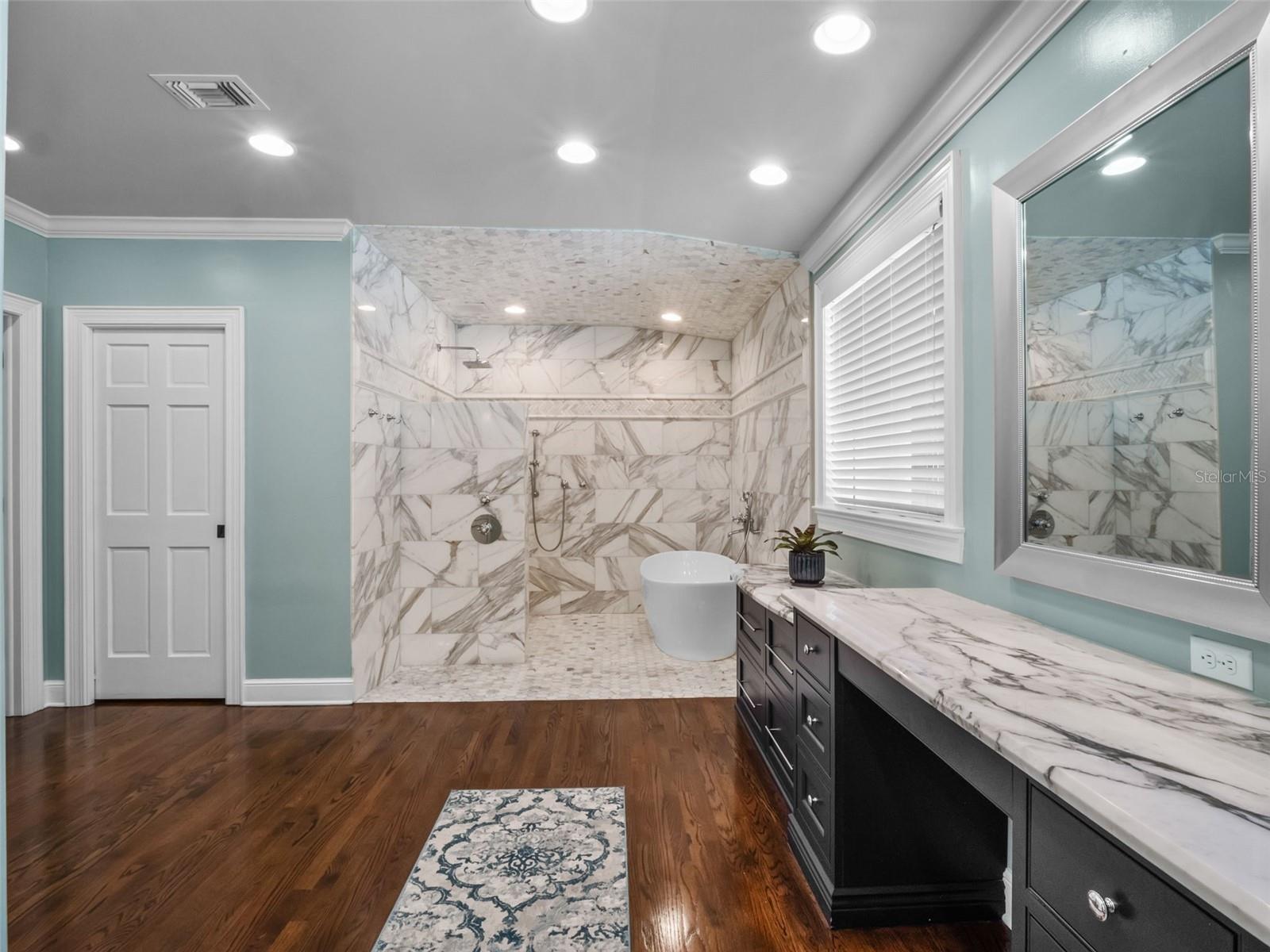 811 N Lk ADAIR Blvd ORLANDO, FL 32804