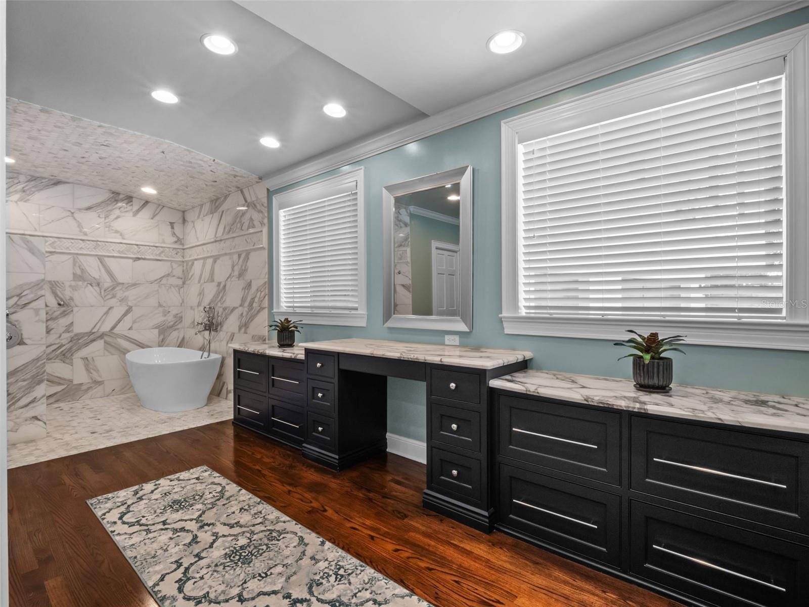 811 N Lk ADAIR Blvd ORLANDO, FL 32804