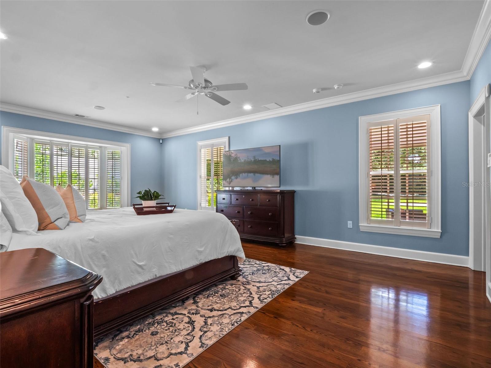 811 N Lk ADAIR Blvd ORLANDO, FL 32804