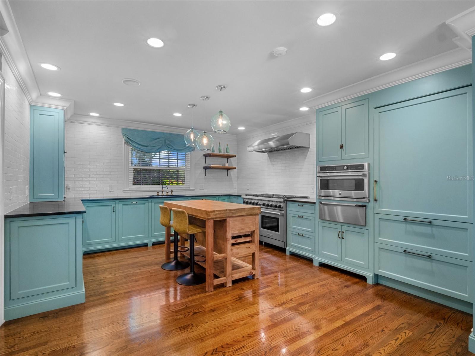 811 N Lk ADAIR Blvd ORLANDO, FL 32804