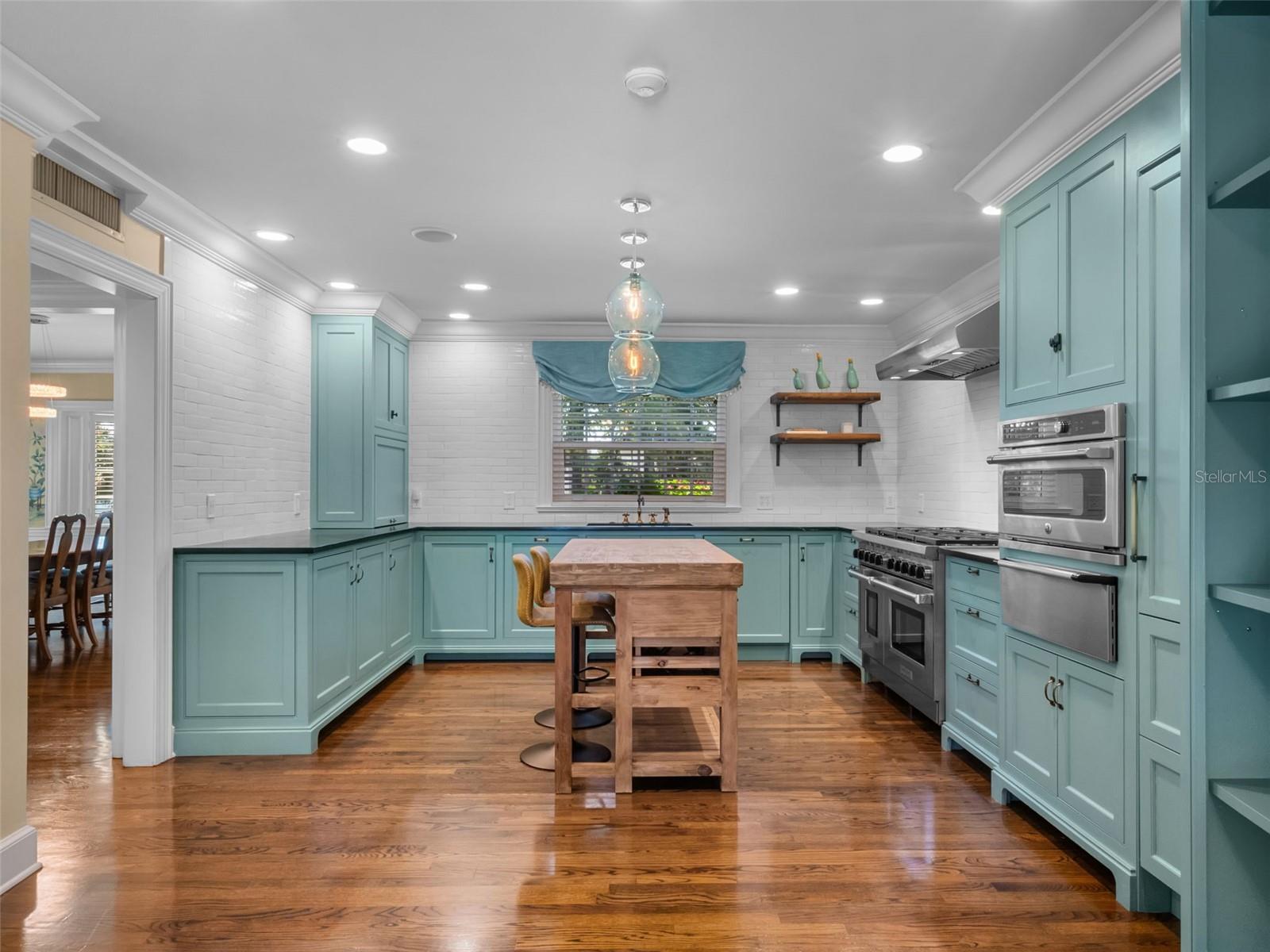 811 N Lk ADAIR Blvd ORLANDO, FL 32804