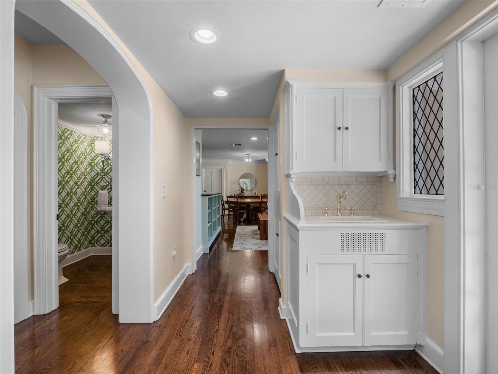 811 N Lk ADAIR Blvd ORLANDO, FL 32804