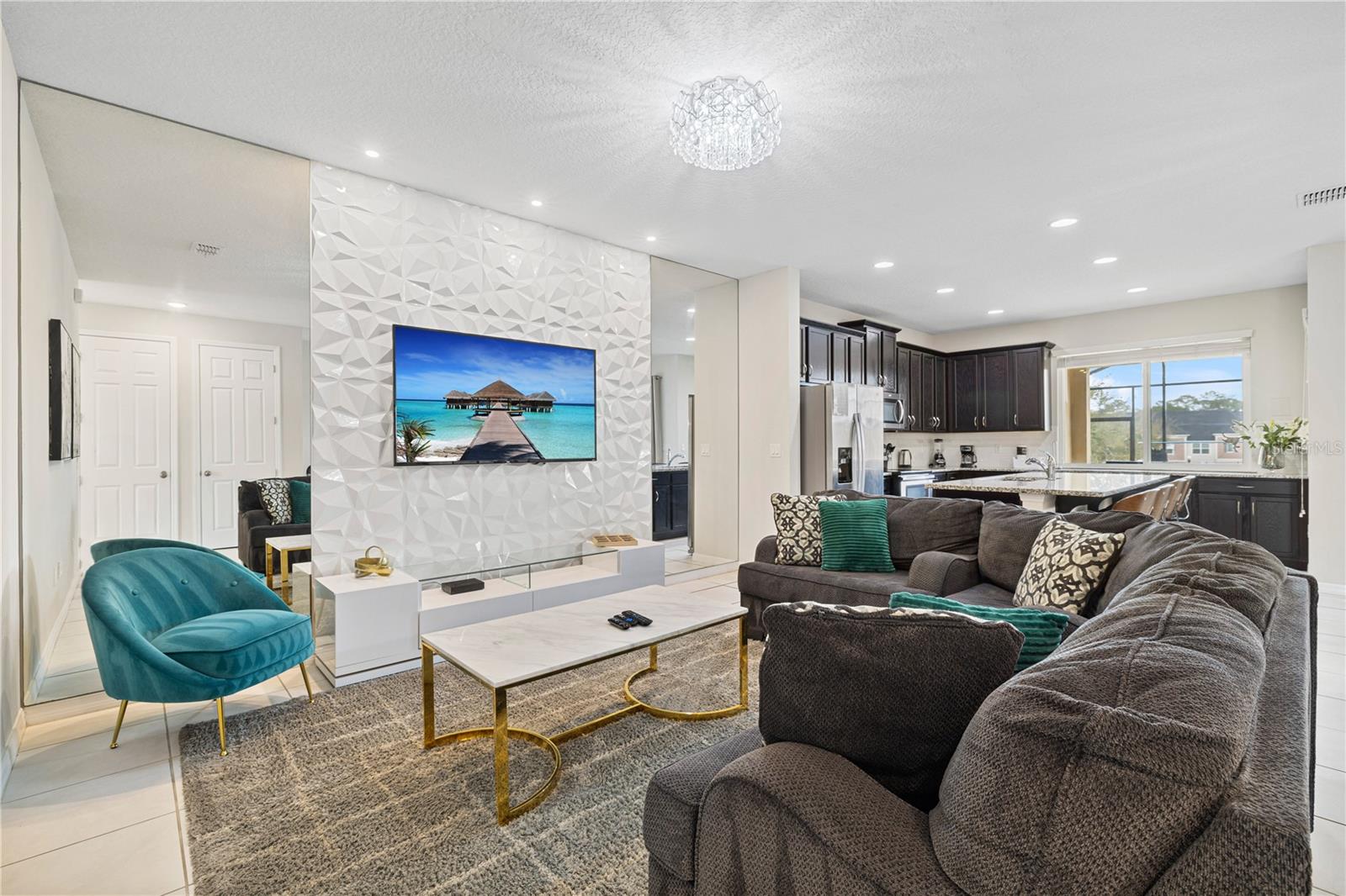 1569 CAREY PALM Cir KISSIMMEE, FL 34747