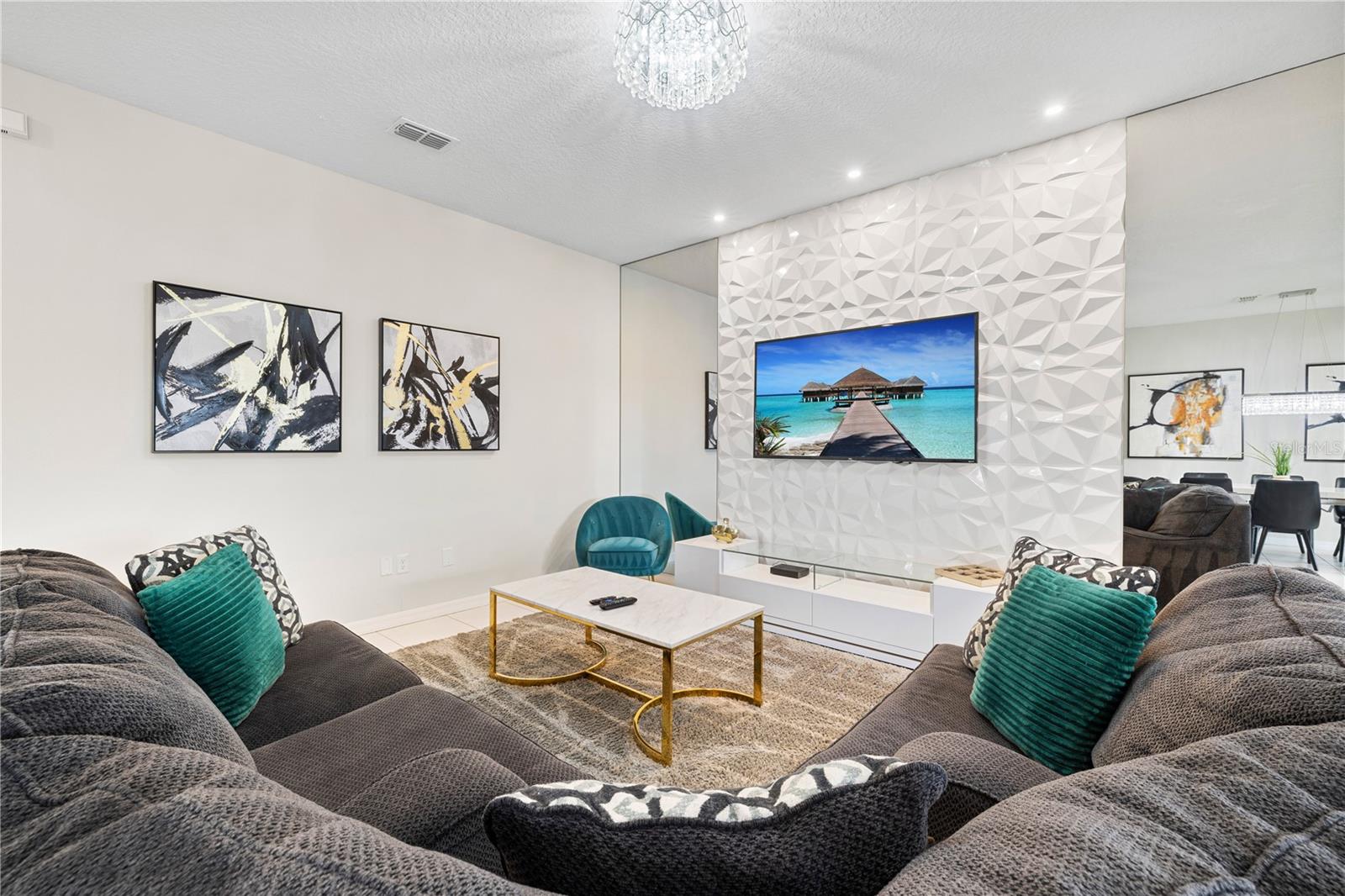 1569 CAREY PALM Cir KISSIMMEE, FL 34747